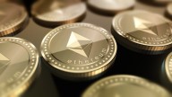 Ethereum Head & Shoulders Pattern Reveals New Target, A Crash Below $4,000 Is Coming
