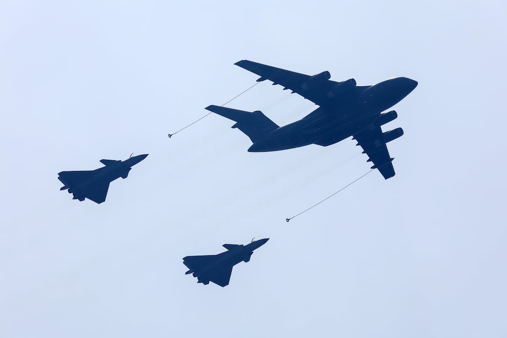 Avión de alerta KJ-600 hace su debut durante desfile militar en China en presencia de los presidentes de Rusia y Corea del Norte