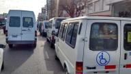 “Nos ayuda muchísimo”, transportistas de personas con discapacidad celebran la eximición del impuesto automotor