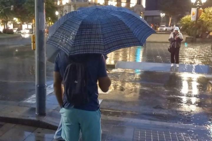 Alerta naranja en Alicante, Castellón, Valencia, Tarragona y las Islas Baleares ante el riesgo de inundaciones y lluvias torrenciales