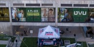 El FBI recuperó el arma homicida y analiza videos del asesino de Charlie Kirk: “Parece ser de edad universitaria”