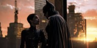 'The Batman' Star Gets Her Claws Out In Candid Takedown of Classic Sitcom's "Super Homophobic Jokes"
