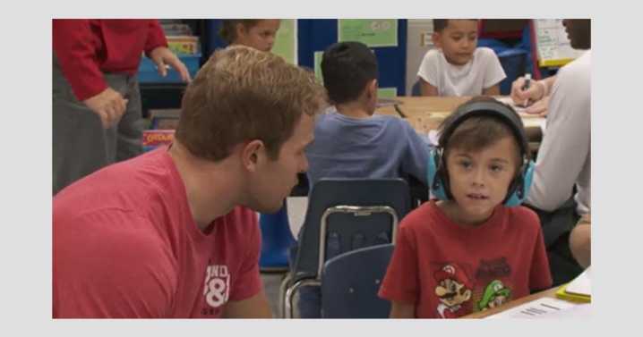 Badgers partner with MMSD to get students excited about reading and develop better literacy habits