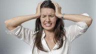 Fatiga, frustración y depresión: el verdadero rostro de la migraña en la región