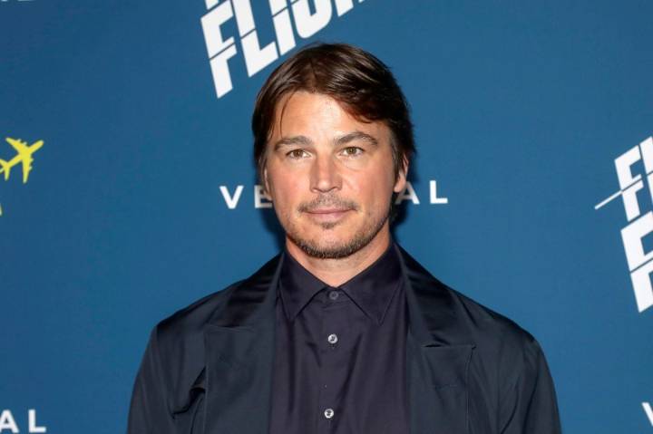 Actor Josh Hartnett injured in crash in Canada