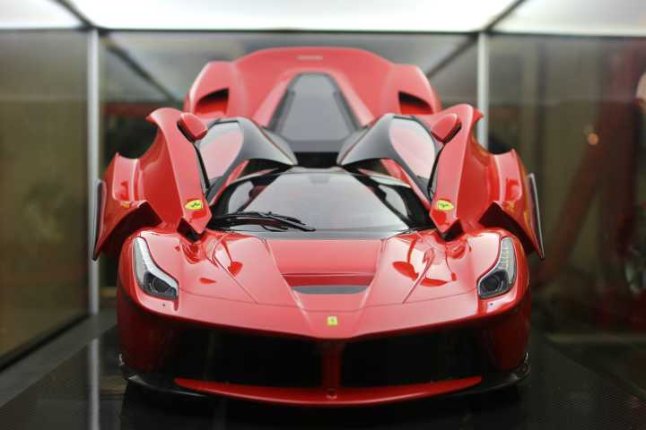 Ferrari Over HYPE? Arthur Hayes Cashes Out for Speed