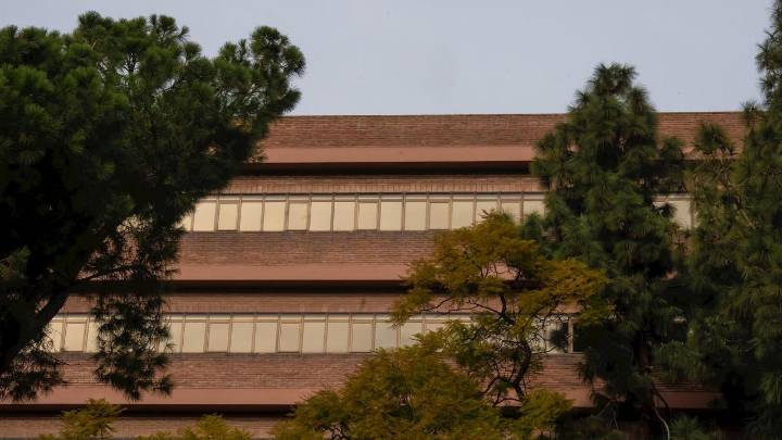 Dos docentes se quedan fuera de las aulas por un fallo administrativo al inicio del curso en Cataluña