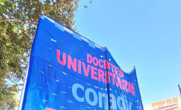 Arrancó otro paro docente en la UNLP, que suma casi un mes de inactividad en lo que va de 2025