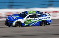 Daniel Suárez se rezaga en Darlington y termina su buena racha