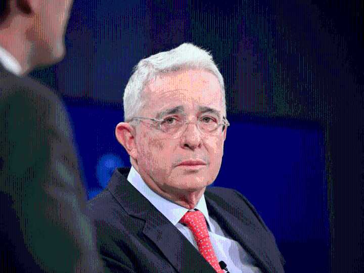 Corte Suprema confirma fallo de tutela que otorgó libertad a Álvaro Uribe