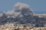 "El bombardeo ha sido demencial": Miles de palestinos huyen tras el inicio de la toma israelí de Ciudad de Gaza