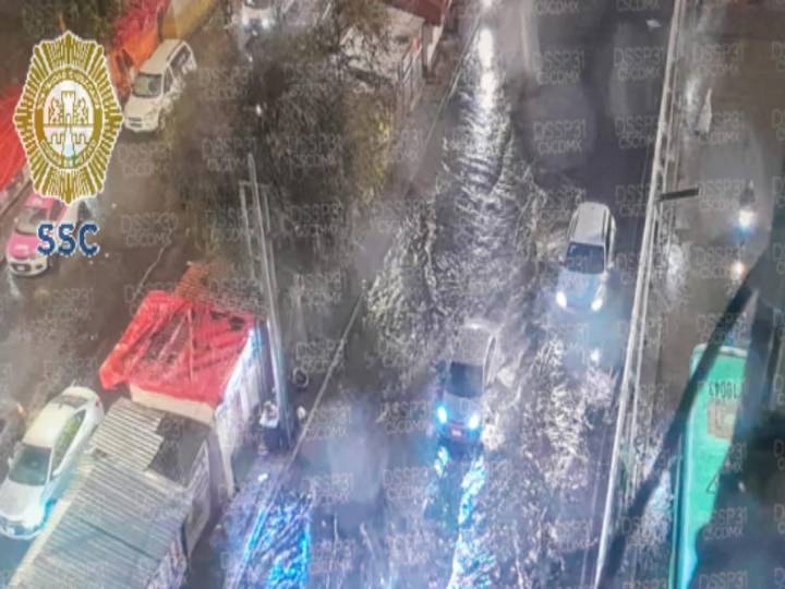 De nuevo la lluvia azota zonas de la CDMX con encharcamientos