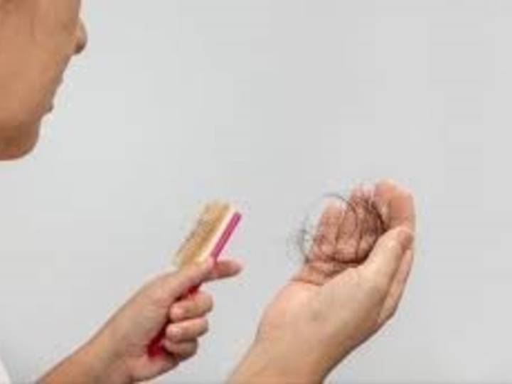 Expertos advirtieron que esta bebida podría causar pérdida de cabello