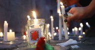 Con velatón y actividades recuerdan a víctimas de la dictadura en el Estadio Nacional