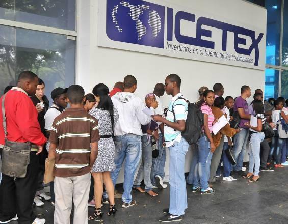 Icetex suspende subsidio a tasa de interés a estudiantes: créditos subirán de 5,08% a 16,51%