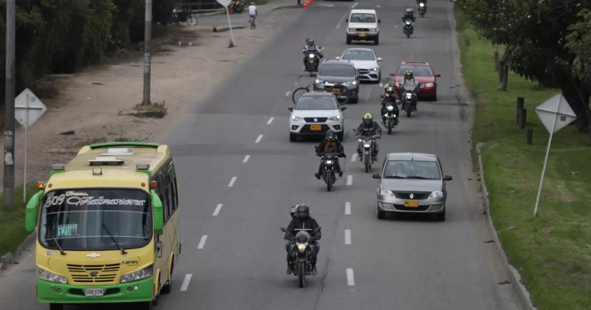 Aprueban en segundo debate la licencia de conducción por puntos en Colombia