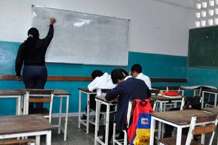 Sindicato de Maestros: 80% de docentes en Caracas no se reincorporó esta semana al aula
