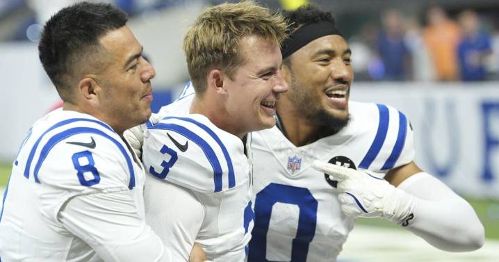 Shrader leads NFL with 9 field goals while Colts still haven't punted