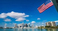 Miami busca ser “hub” para visas de inversores en medio del “candente” debate migratorio