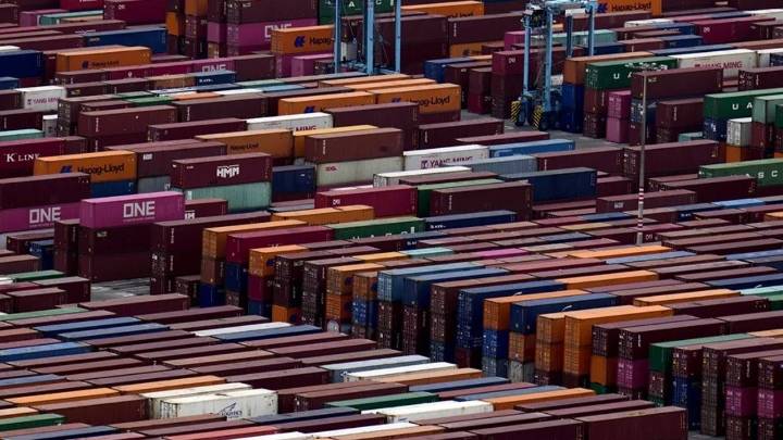 El déficit comercial español se dispara más de un 50% en el primer semestre