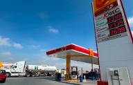Desquicia a Saltillo falta de combustible; gasolineras registran escasez