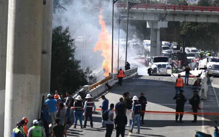 Explosión de pipa en Iztapalapa deja más de 50 heridos