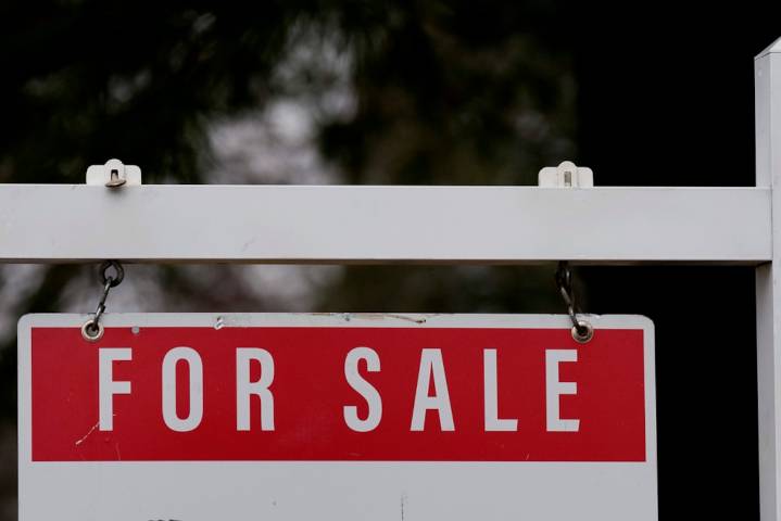 Fed cuts rates as mortgage rates fall to 2025 low