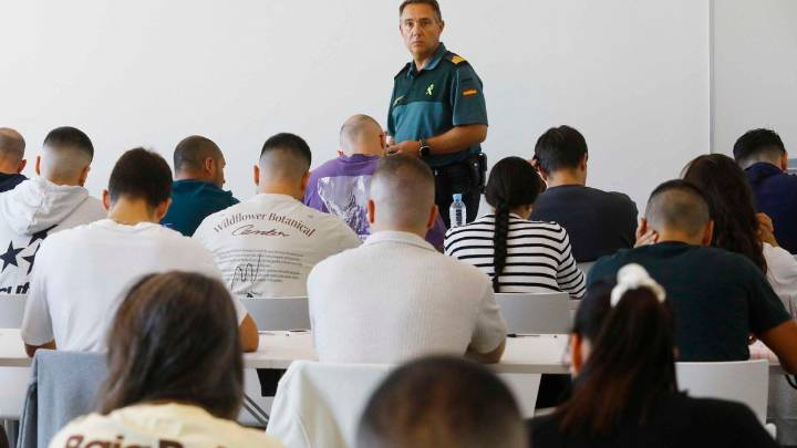 ¿Aprobarías el examen de gramática y ortografía de la oposición de acceso a la Guardia Civil?