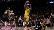 Knicks sign ex-Lakers big man to contract