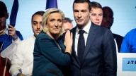 Le Pen y los socialistas sentencian a Bayrou y su plan de recortes