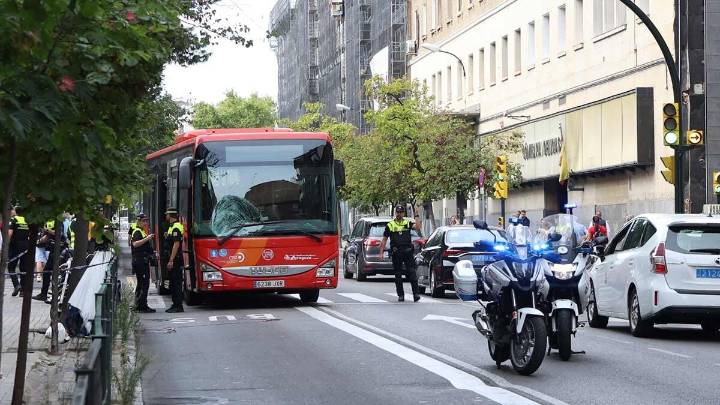 Testigos del atropello mortal en Zaragoza: “Ha retumbado el suelo, y luego todo era sangre”