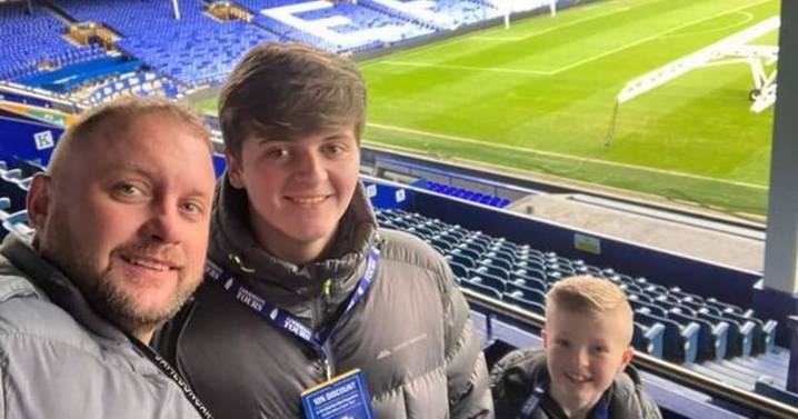 Dad on Jet2 holiday flight with sons collapsed and died