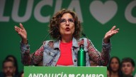 Montero estalla contra el 'Andalucía ens roba' de Junts: "No consentiremos que digan que esta tierra vive del subsidio"