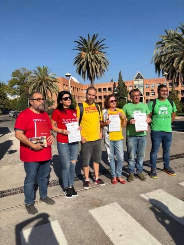 Los sindicatos de enseñanza preparan manifestaciones y huelga en noviembre
