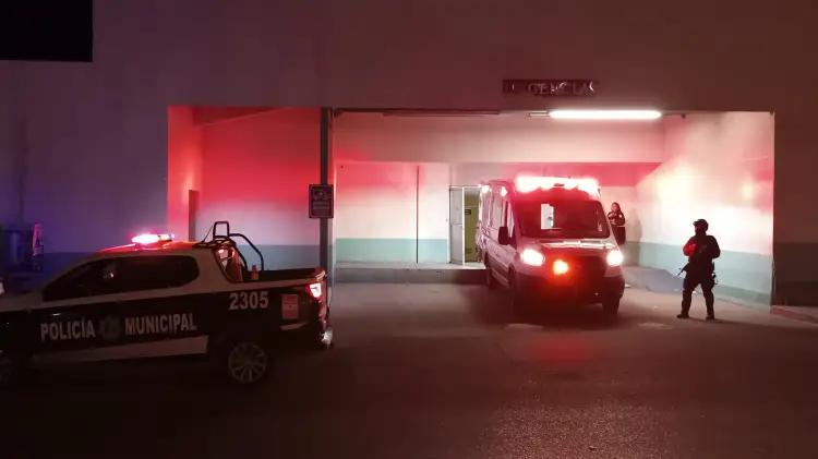Golpean y 'tablean' a hombre en Los Tapiros
