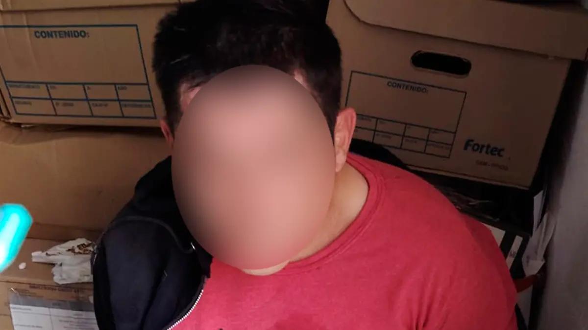 Detienen a sujeto tras persecución y recuperan vehículo robado, en Chiautempan