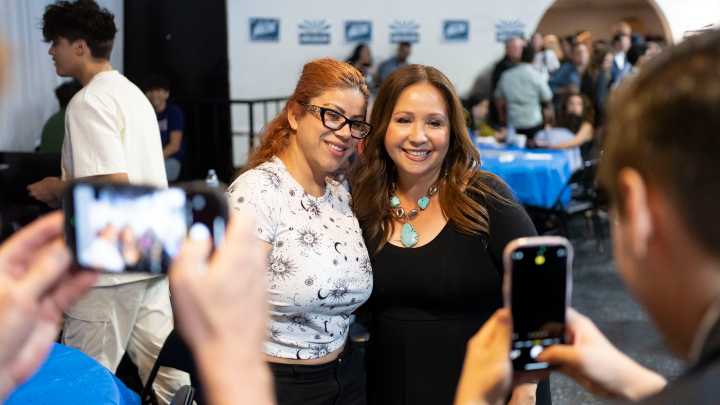 Some Democrats see social media as key to reaching voters : NPR
