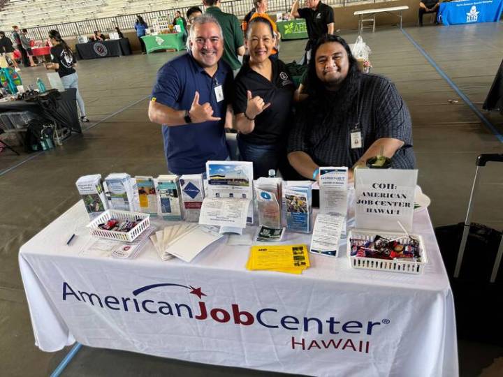 Once homeless, man helps job seekers through the same organization that helped him
