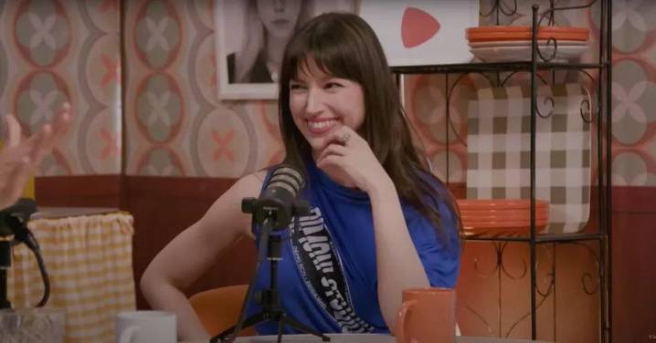 "No es inteligencia artificial", Úrsula Corberó, embarazada, feliz con el hijo que espera de Chino Darín
