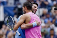 Bandera blanca de Djokovic, final para Alcaraz