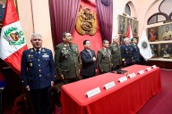 Jefe del Gabinete participó en sesión solemne en homenaje a las Fuerzas Armadas