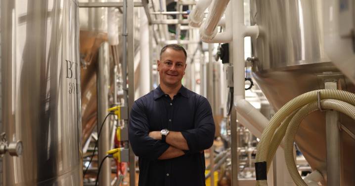 Maine Beer Co. co-owner joins Democratic field hoping to defeat Susan Collins