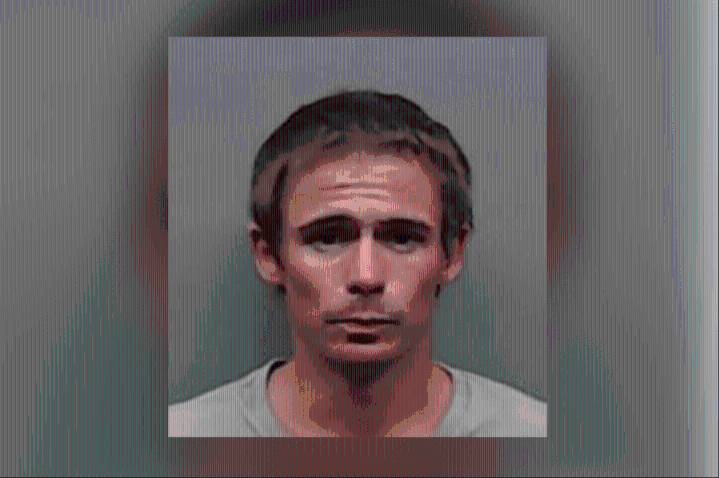 Man arrested after stealing from Smith County golf course