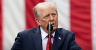 Trump afirma que ejército de Estados Unidos realizó un tercer ataque contra embarcación narcotraficante