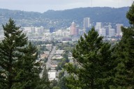 Sunny skies, very warm temperatures greet Portland all week