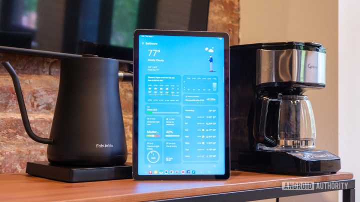 One UI 8.5 teases the return of this sorely missed Samsung Weather feature