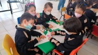 ¿Ya los recibiste? Continúa entrega de libros, útiles y uniformes gratuitos en escuelas públicas