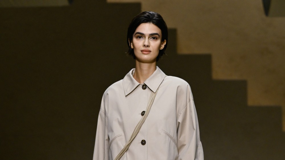 Emporio Armani Spring 2026 Ready-to-Wear Runway, Fashion Show & Collection Review [PHOTOS]