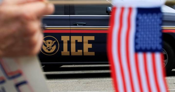 ICE niega uso excesivo de fuerza en redadas masivas en Chicago