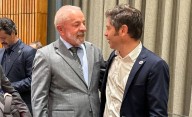 Arropado por líderes progresistas, Axel propone un posicionamiento opuesto al de Milei